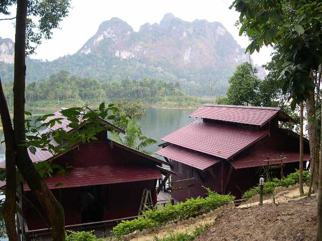 Lakeside Accomodations