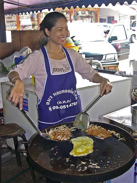 Cooking an Oyster Omelette